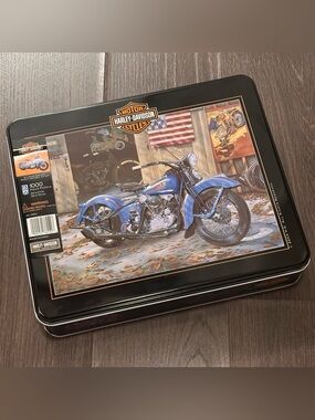 2003 Harley Davidson 1000 Piece Puzzle with Collectors Tin